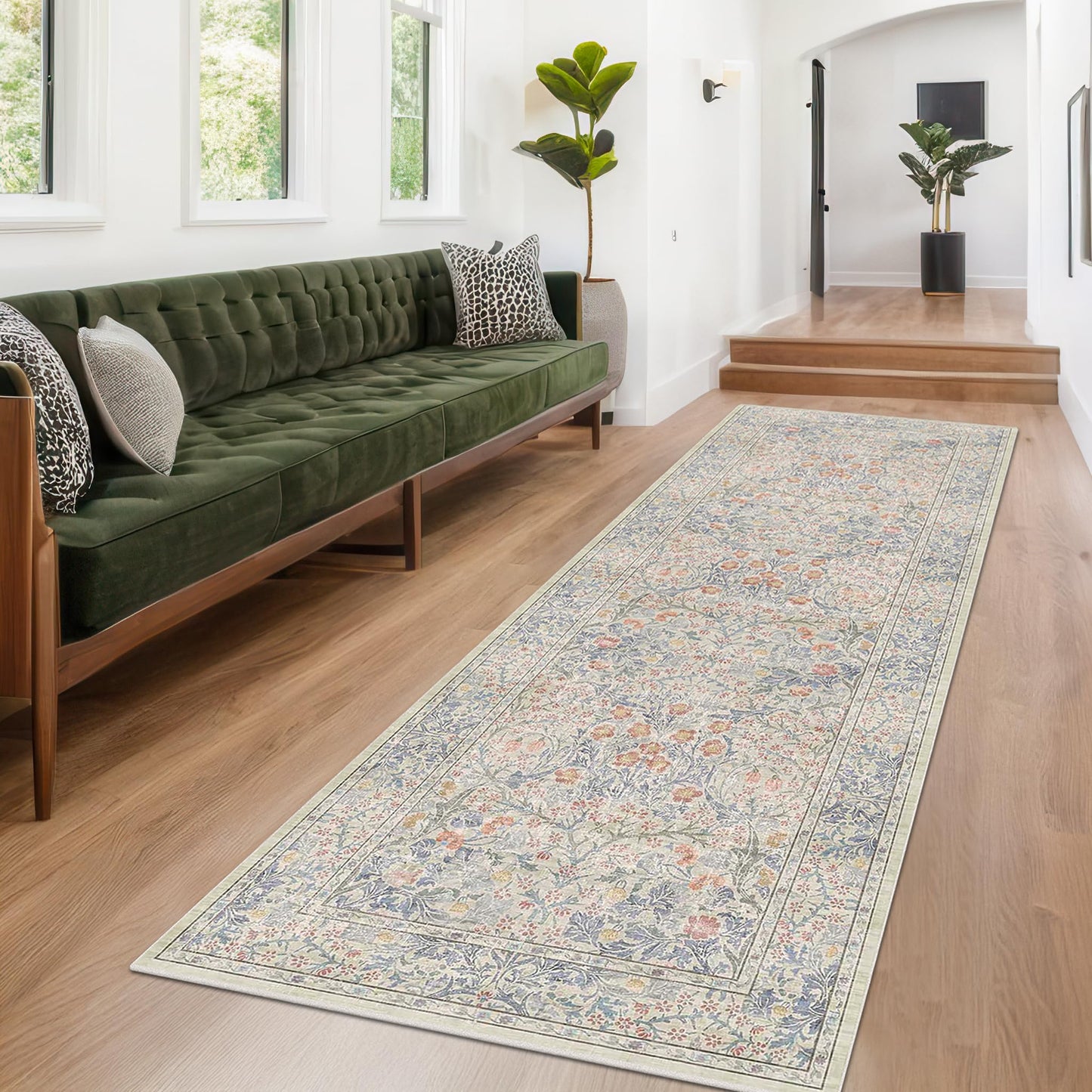 Vintage Washable Area Rug with Non-Slip Low Pile Design for Home Decor