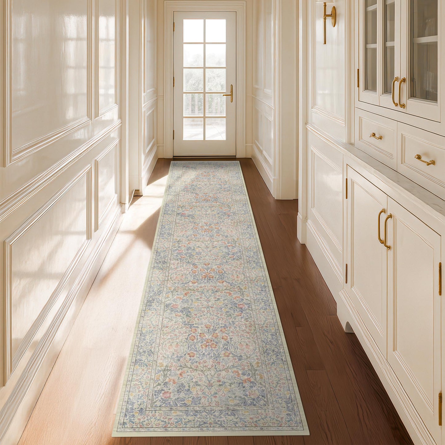 Vintage Washable Area Rug with Non-Slip Low Pile Design for Home Decor