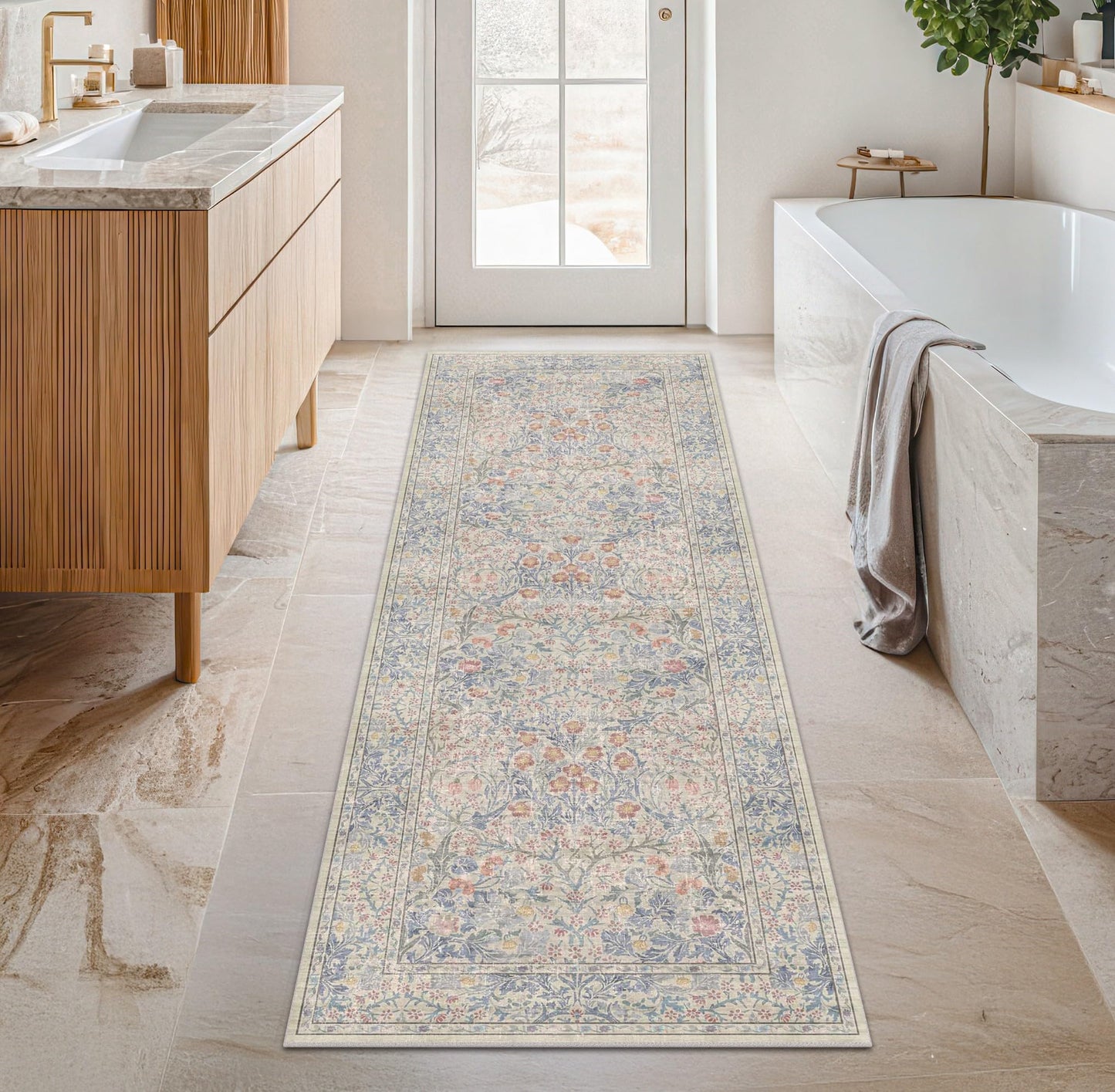 Vintage Washable Area Rug with Non-Slip Low Pile Design for Home Decor