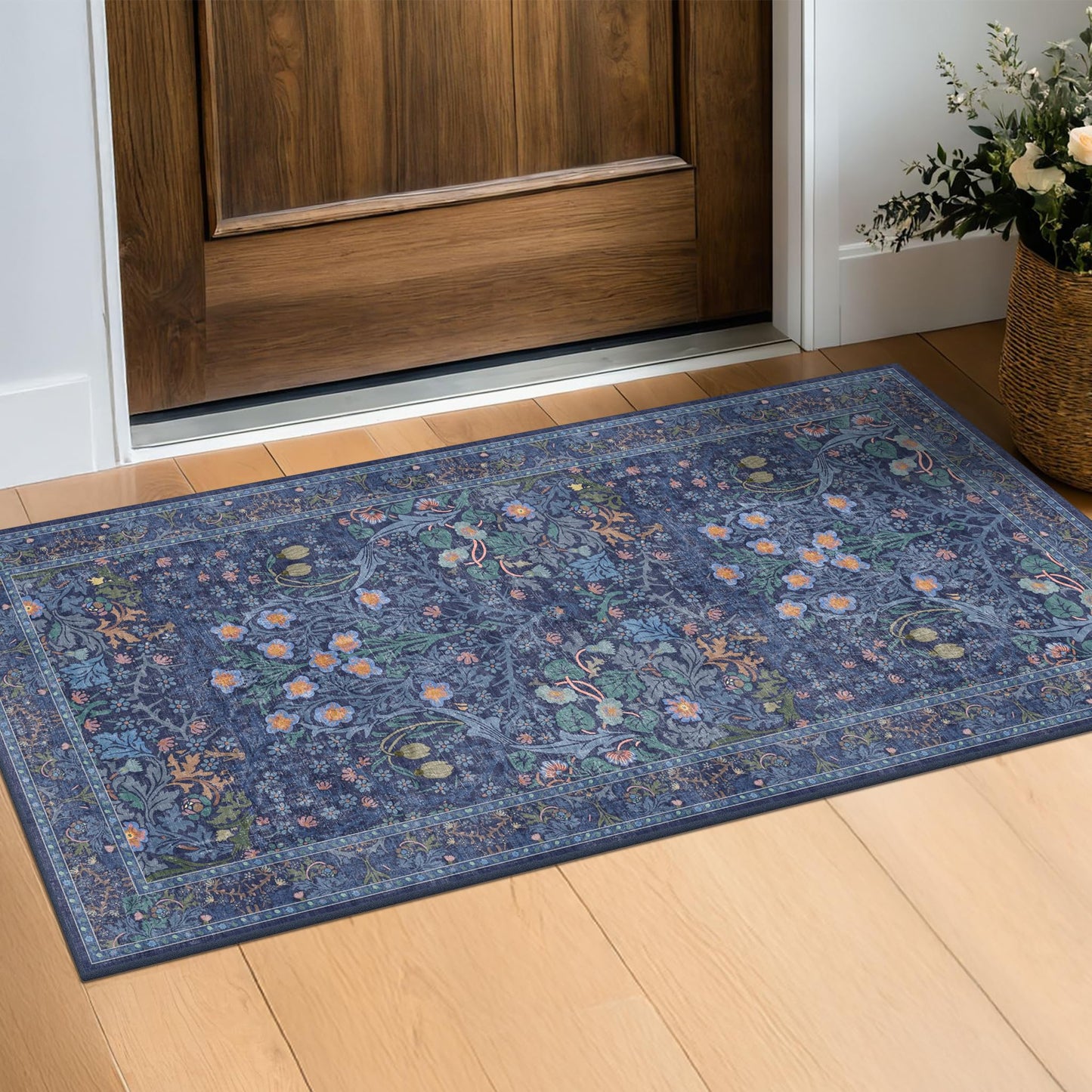 Vintage Washable Area Rug with Non-Slip Low Pile Design for Home Decor