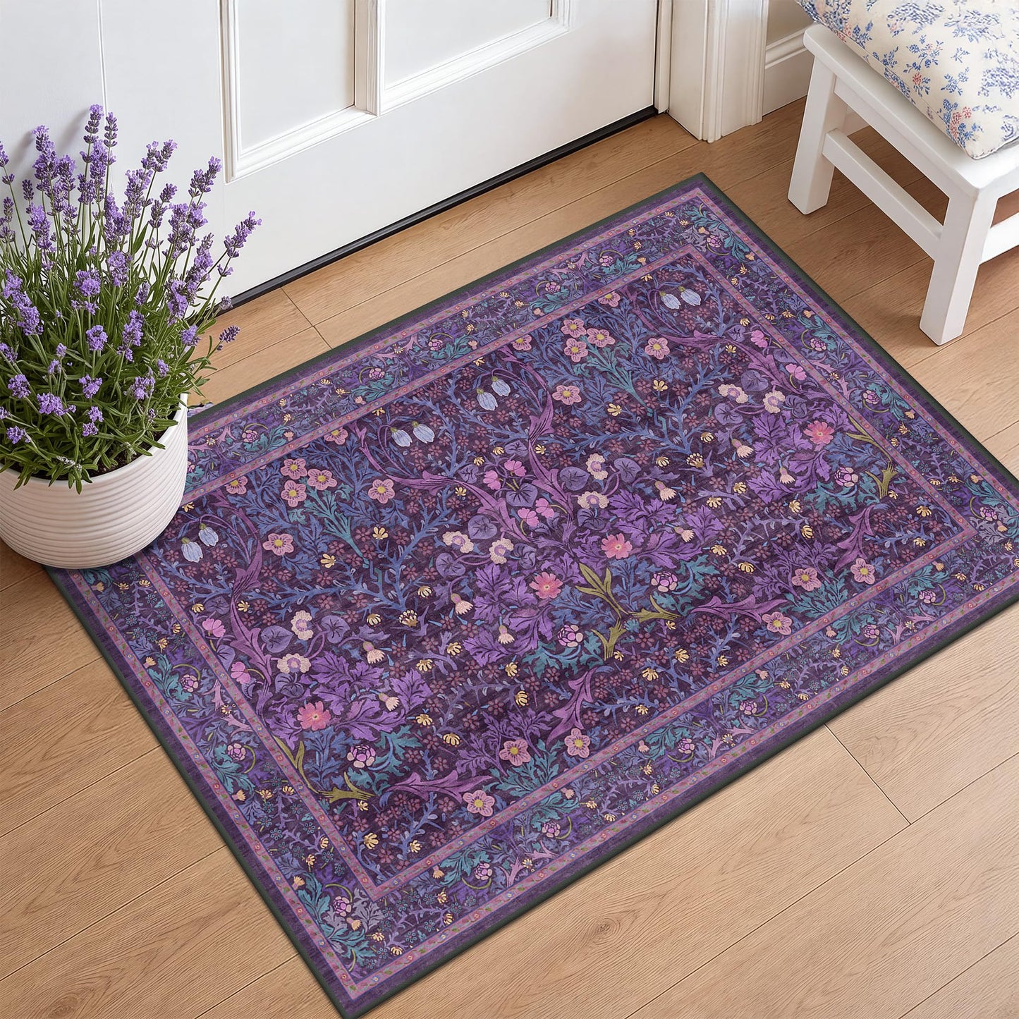 Vintage Washable Area Rug with Non-Slip Low Pile Design for Home Decor