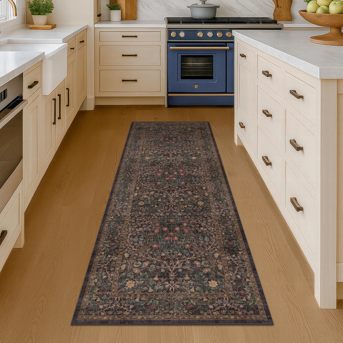 Vintage Washable Area Rug with Non-Slip Low Pile Design for Home Decor